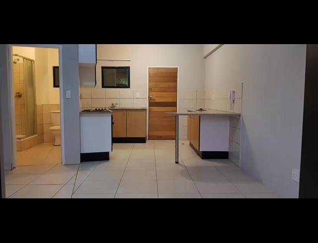 1 BEDROOM APARTMENT FOR SALE IN BRAAMFONTEIN WERF